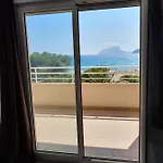 Espacioso Apartamento En Primera Línea Del Mar * Moraira